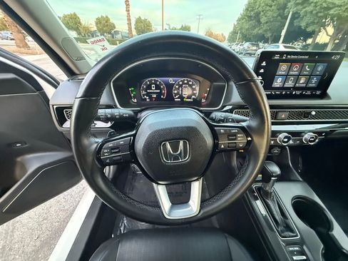 Used 2024 Honda Civic Touring image 26