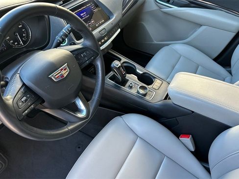 Used 2019 Cadillac XT4 Luxury image 7