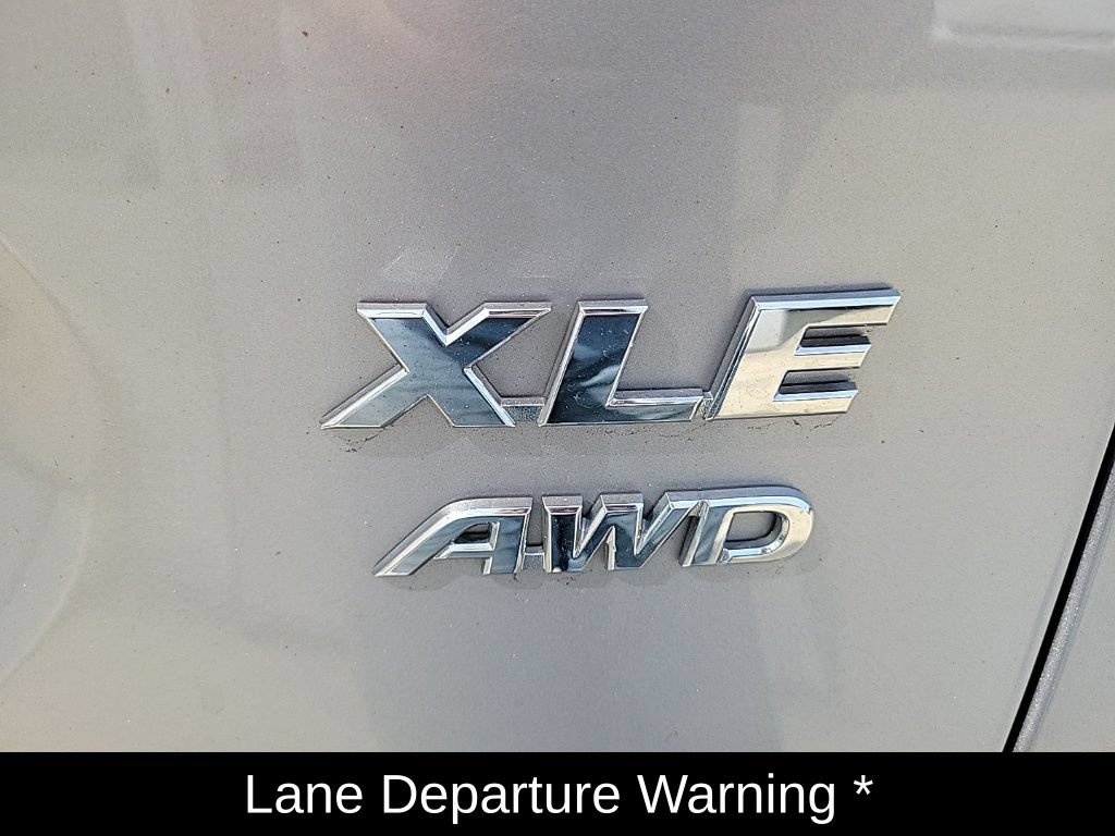 Used 2019 Toyota RAV4 XLE w/ Convenience Package AWD/4WD image 6