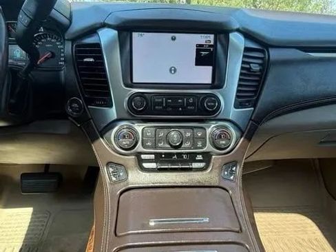 Used 2015 Chevrolet Tahoe LTZ RWD image 31