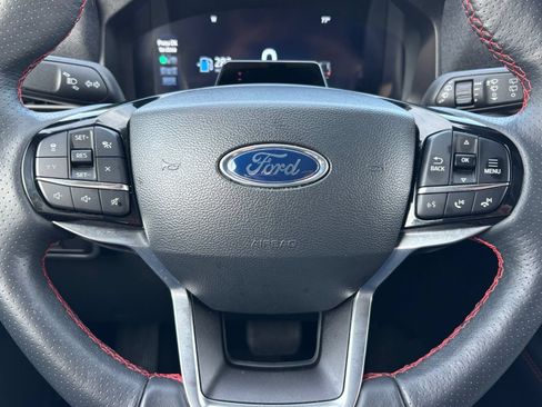 Used 2025 Ford Explorer ST-Line w/ ST-Line Street Pack AWD/4WD image 23