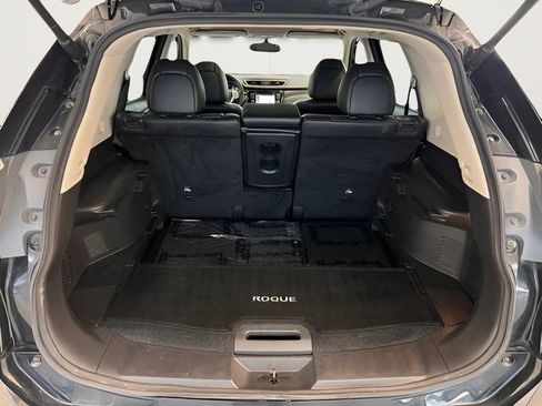 Used 2016 Nissan Rogue SL w/ SL Premium Package AWD/4WD image 9