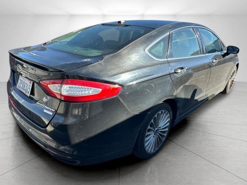 Used 2016 Ford Fusion Titanium image 2