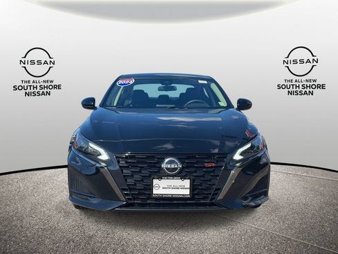 Used 2024 Nissan Altima 2.5 SR AWD/4WD image 2