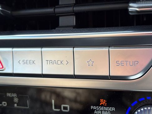 Certified 2025 Kia Telluride SX Prestige X-Pro AWD/4WD image 25