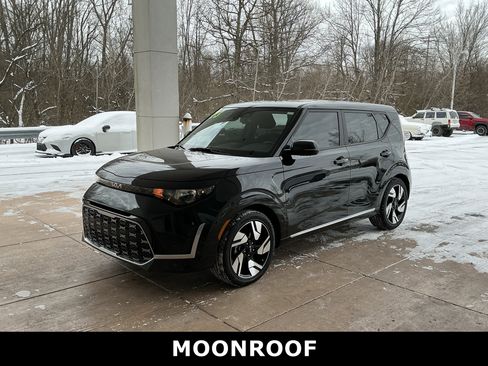 Used 2023 Kia Soul GT-Line image 3