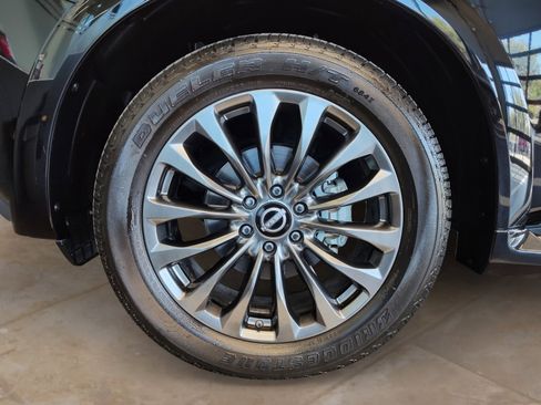 Certified 2024 Nissan Armada Platinum w/ Captain's Chairs Package image 33