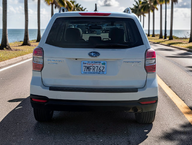 Used 2015 Subaru Forester 2.5i Premium w/ All-Weather Package AWD/4WD image 6