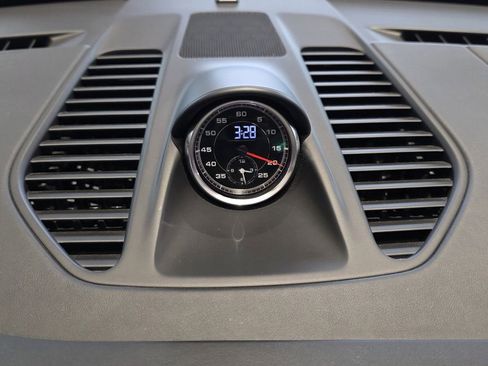 Used 2014 Porsche 911 Turbo image 26