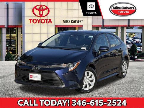 Certified 2024 Toyota Corolla LE image 1