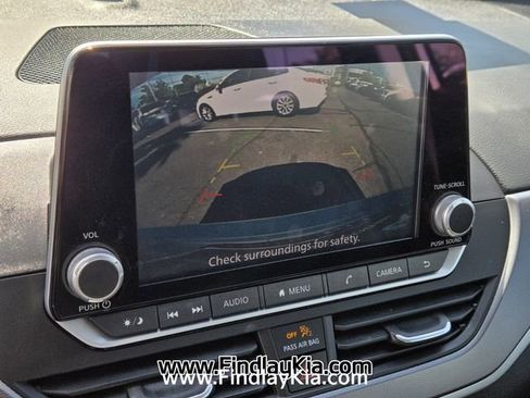 Used 2023 Nissan Altima 2.5 SR FWD image 25