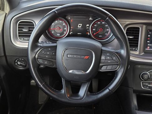 Used 2022 Dodge Charger SXT RWD image 22