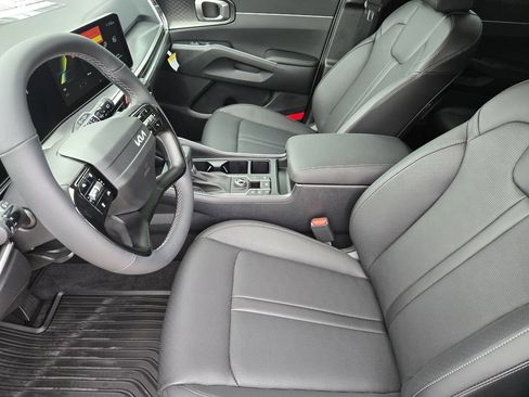 New 2026 Kia Sorento S w/ S Panoramic Sunroof Package FWD image 10