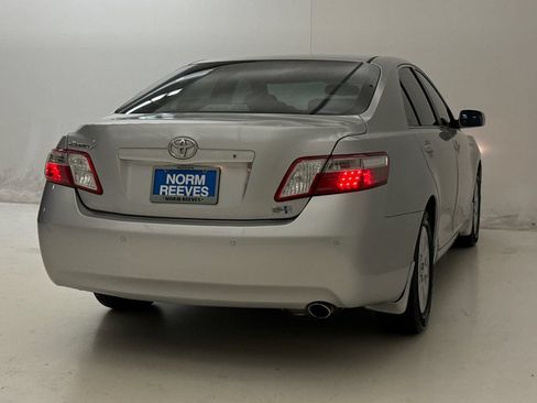 Used 2009 Toyota Camry Hybrid w/ Upgrade Pkg w/ Navigation FWD image 9