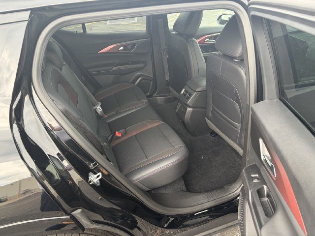 Used 2026 Chevrolet Equinox EV RS w/ Convenience Package II AWD/4WD image 13
