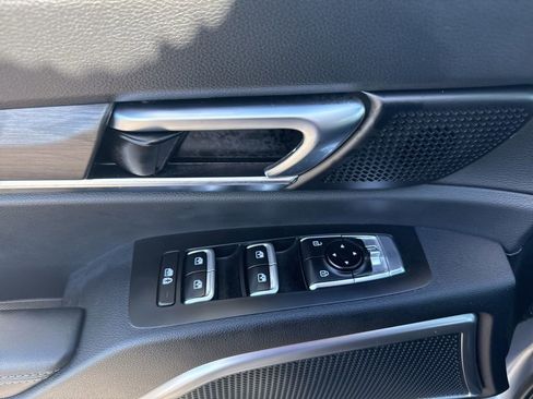 Used 2024 Kia Telluride EX X-Line image 19