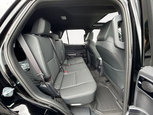 New 2026 Toyota 4Runner TRD Off-Road Premium AWD/4WD image 23