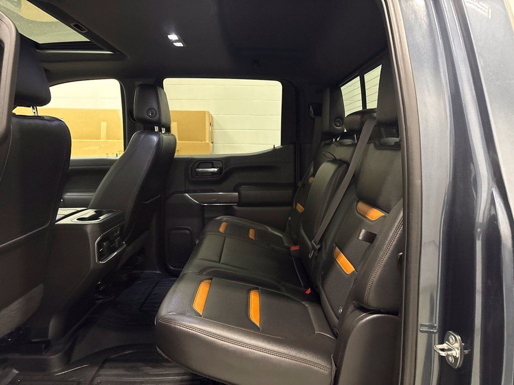 Used 2019 GMC Sierra 1500 AT4 w/ Off Road Performance Package AWD/4WD image 33