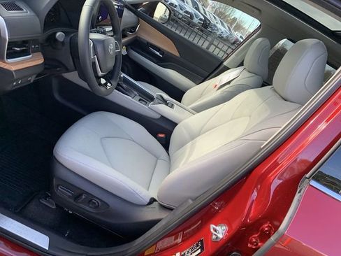 New 2026 Toyota Grand Highlander Limited image 18