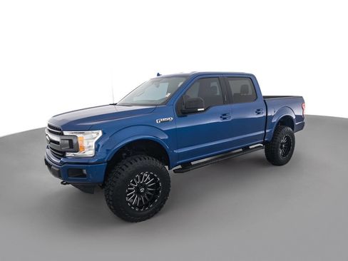 Used 2018 Ford F150 XLT w/ Equipment Group 301A Mid AWD/4WD image 9