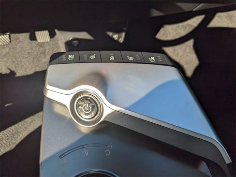 Certified 2023 Kia EV6 Wind w/ Wind Technology Package image 28