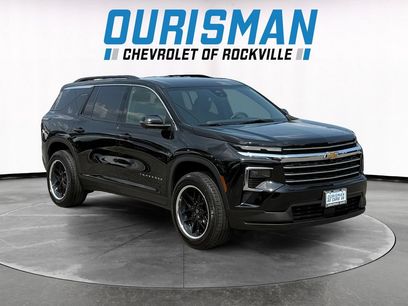 Used 2024 Chevrolet Traverse LT