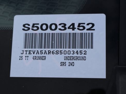 Used 2025 Toyota 4Runner SR5 RWD image 7
