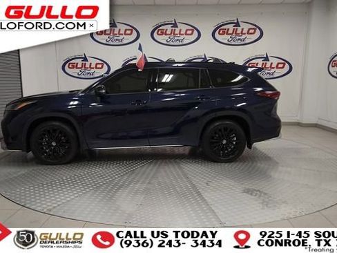 Used 2025 Toyota Highlander XSE image 5