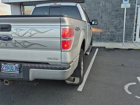 Used 2013 Ford F150 XLT w/ Trailer Tow Pkg image 5