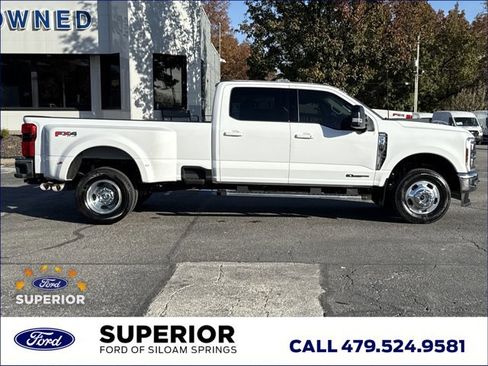 Used 2024 Ford F350 Lariat w/ FX4 Off-Road Package image 2