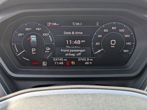 Used 2023 Audi Q4 e-tron Premium w/ Convenience Package image 18