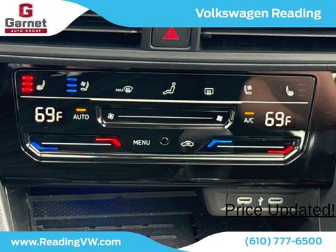Used 2026 Volkswagen Jetta GLI Autobahn FWD image 33