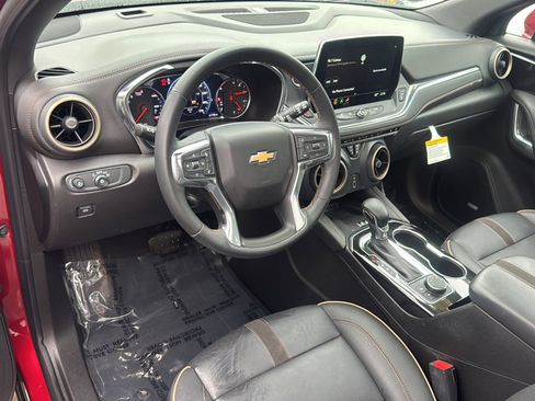 Used 2023 Chevrolet Blazer Premier w/ Enhanced Convenience Package image 10