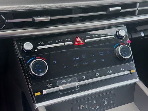 New 2026 Hyundai Santa Fe SEL FWD image 12
