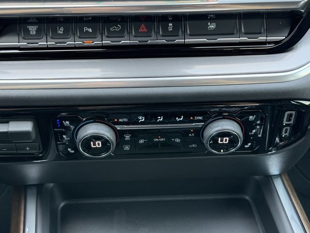 New 2026 Chevrolet Silverado 3500 High Country w/ High Country Premium Package AWD/4WD image 26