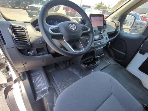 New 2024 RAM ProMaster 3500 w/ Delivery Van Package image 19