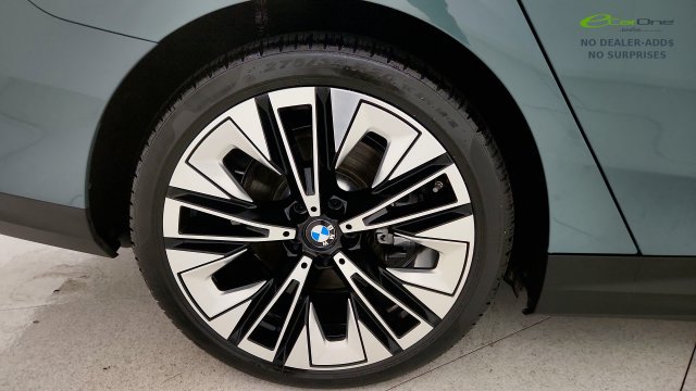 Used 2026 BMW i5 eDrive40 AWD/4WD image 78