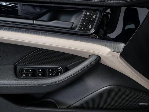 New 2026 Porsche Panamera RWD image 6