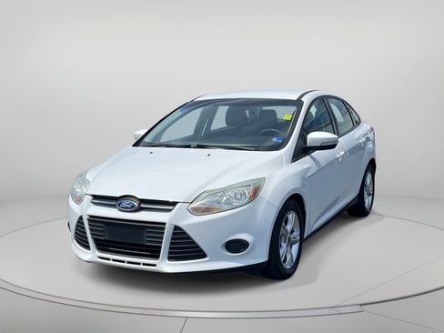 Used 2013 Ford Focus SE FWD image 8