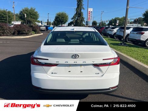 Used 2025 Toyota Camry LE w/ Convenience Package FWD image 6