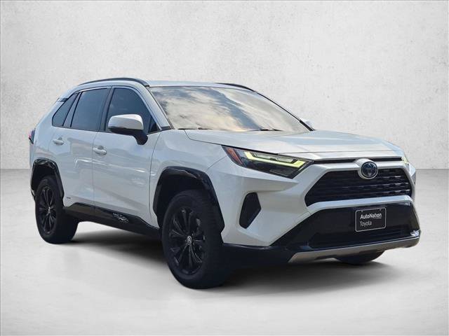 Certified 2022 Toyota RAV4 SE w/ Convenience Package AWD/4WD image 3