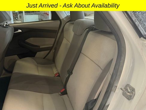 Used 2014 Ford Focus SE image 23