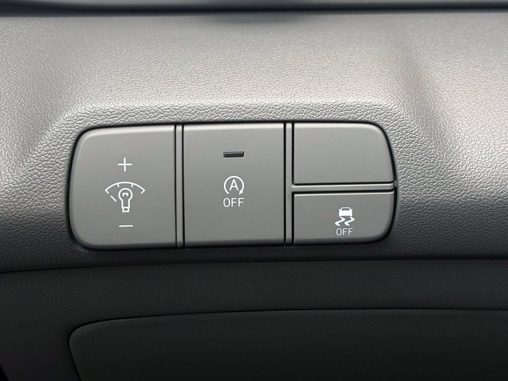 New 2026 Hyundai Elantra SE FWD image 25