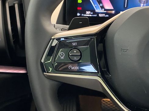 Used 2025 BMW X3 xDrive30i w/ Convenience Package image 17