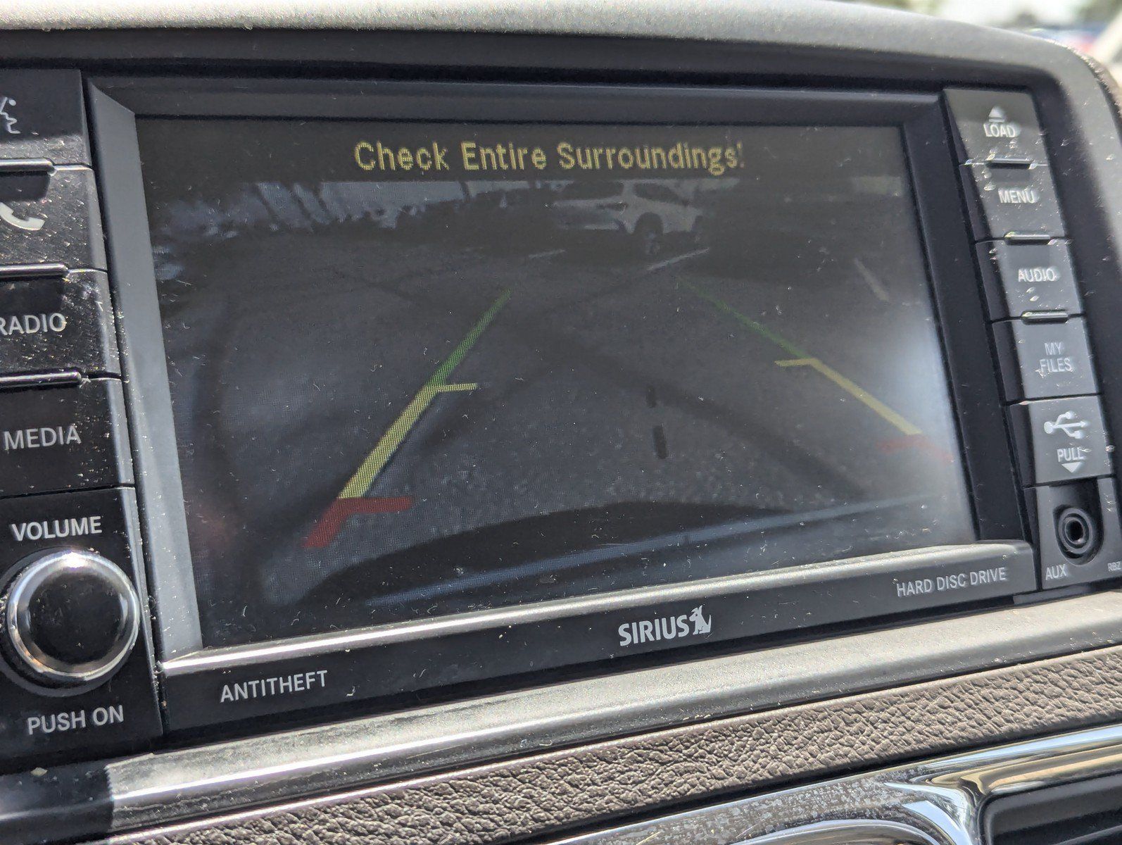 Used 2013 Chrysler Town & Country Touring FWD image 14