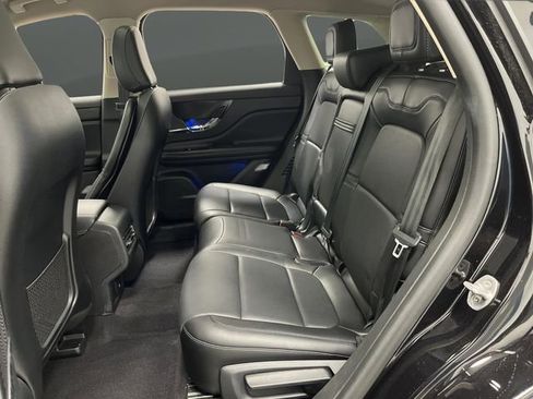 Used 2024 Lincoln Corsair Grand Touring w/ Rear Removable Package Tray image 30