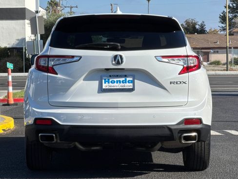 Used 2023 Acura RDX w/ Technology Package FWD image 10