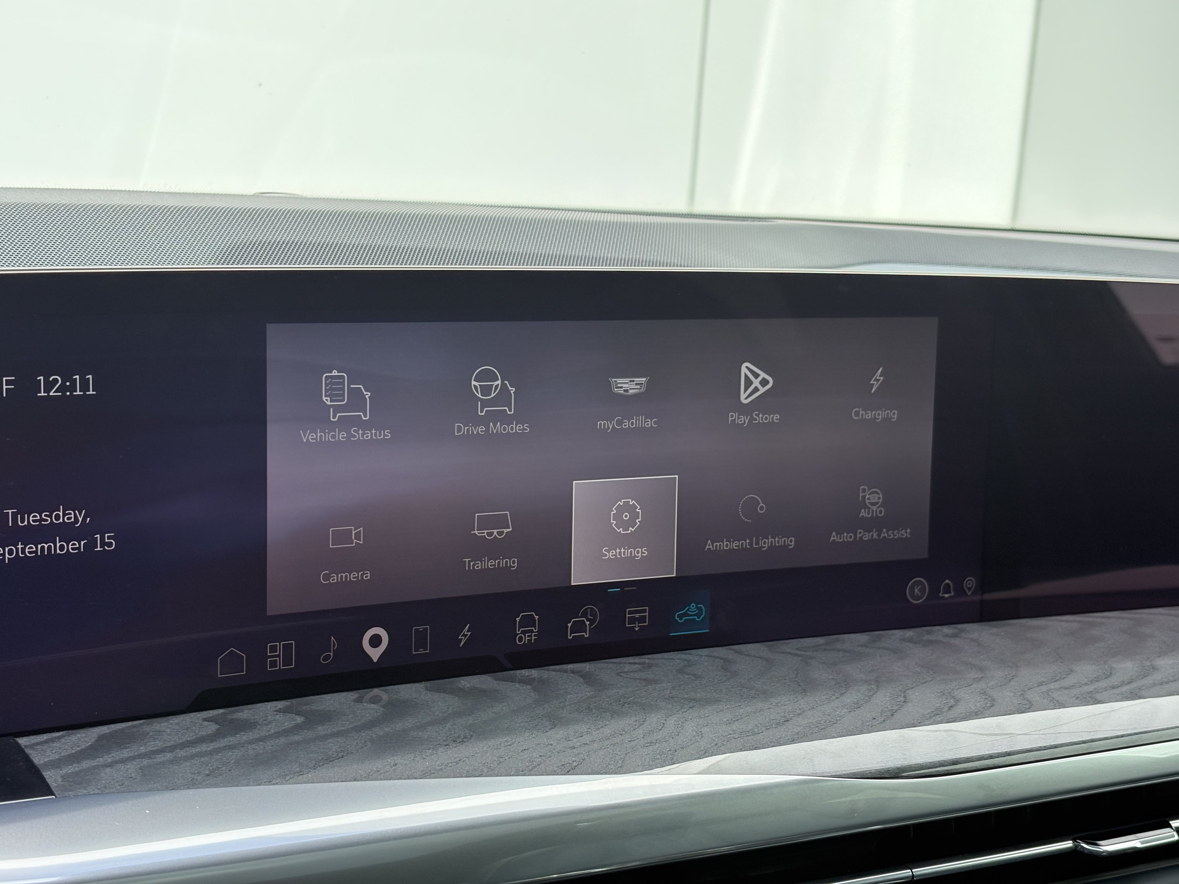 Certified 2026 Cadillac Escalade IQ Sport 2 AWD/4WD image 27