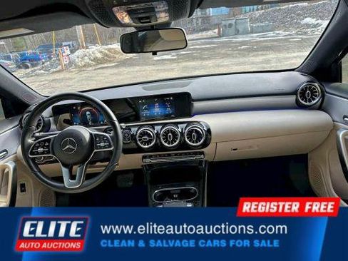Used 2021 Mercedes-Benz A 220 image 11