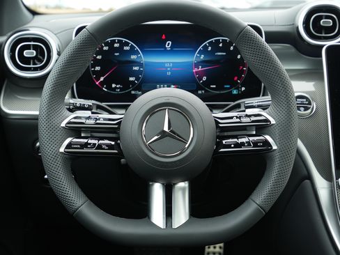 New 2026 Mercedes-Benz GLC 300 4MATIC image 21